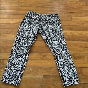 NIKE DRYFIT SMALL CROPPED